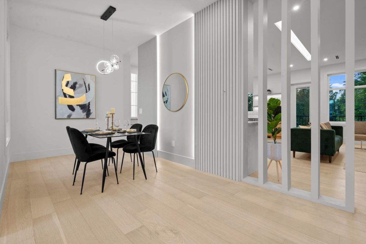 Kitchen Island Photo of 10033 173a Street, Surrey, BC