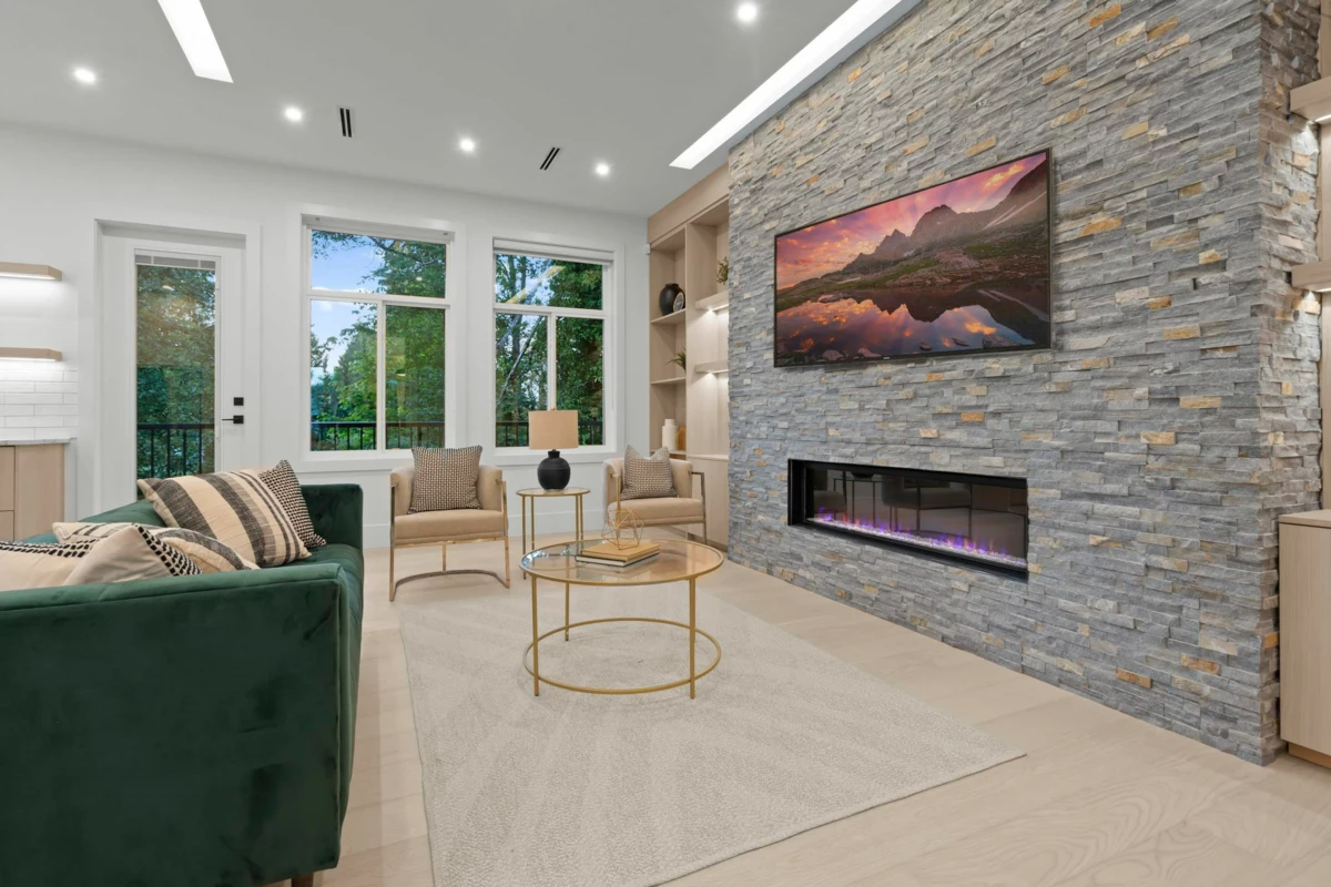 Primary Bathroom Photo of 10033 173a Street, Surrey, BC