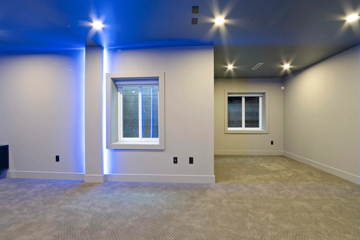 Staircase Photo of 10033 173a Street, Surrey, BC