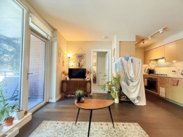 101 6180 Cooney Road, Richmond, BC, Richmond — Apartment/Condo for sale