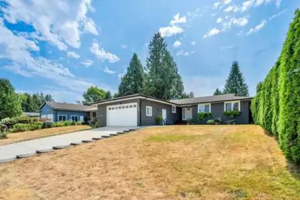 19838 48a Avenue, Langley, BC, Langley — Single Family Residence for sale