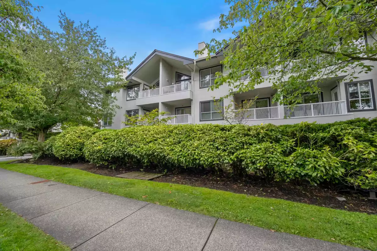 Bedroom 4 Photo of 208 15272 20 Avenue, Surrey, BC