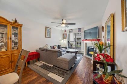 208 15272 20 Avenue, Surrey, BC
