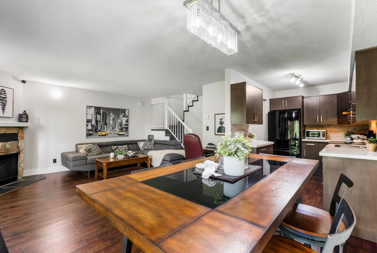 Breakfast Nook Photo of 207 7144 133b Street, Surrey, BC