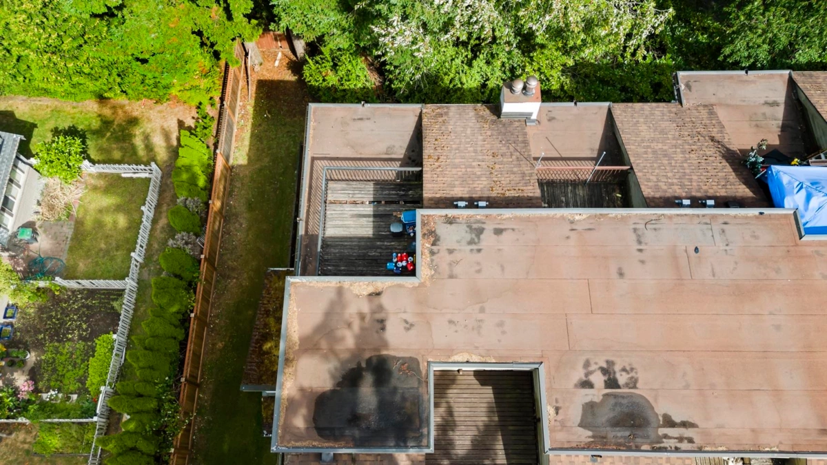 Garden / Landscaping Photo of 207 7144 133b Street, Surrey, BC