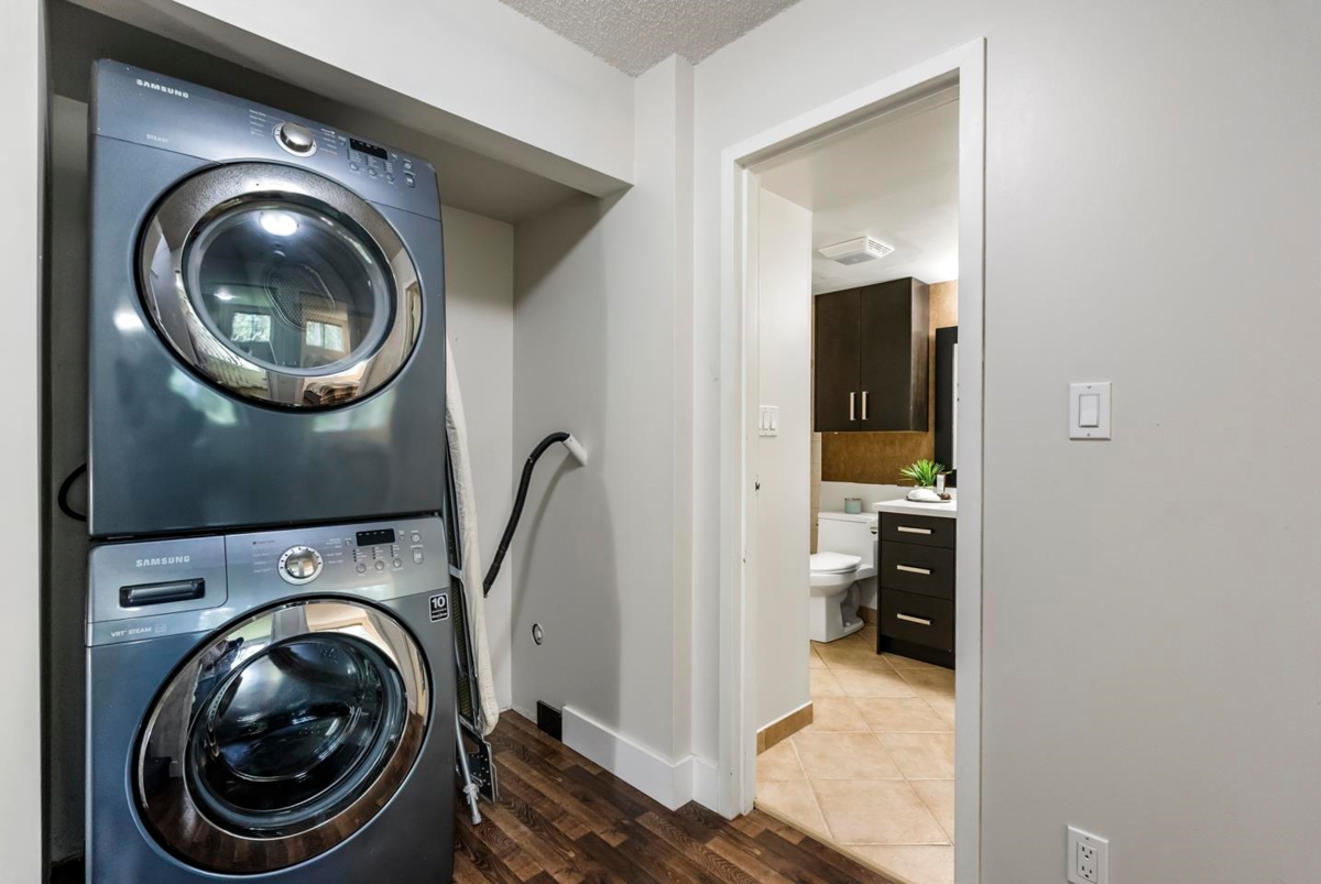 Hallway Photo of 207 7144 133b Street, Surrey, BC