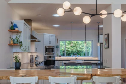 Breakfast Nook Photo of 6323 Oracle Road, Sechelt, BC
