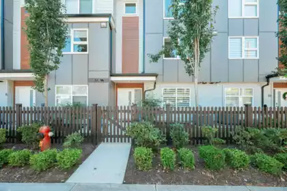 9 22334 48 Avenue, Langley, BC, Langley — Townhouse for sale