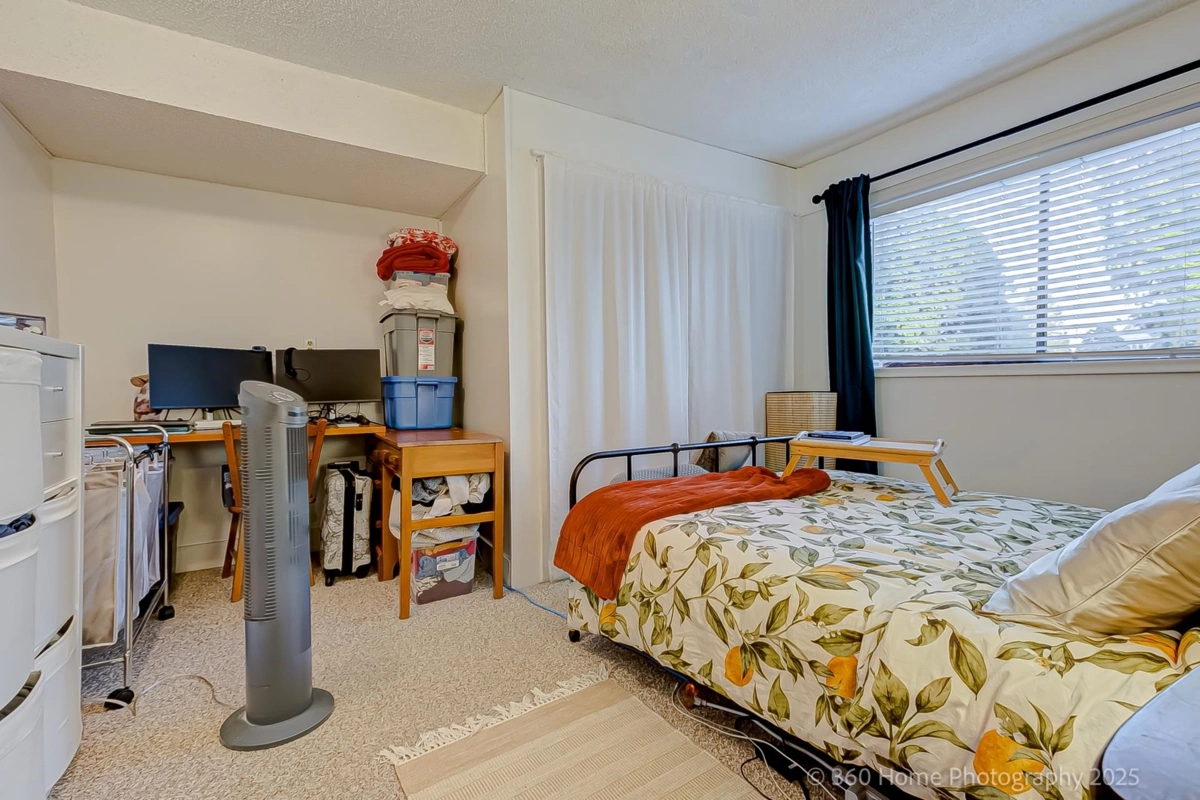 Hallway Photo of 4529 Savoy Street, Delta, BC