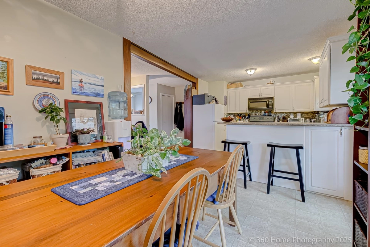 Kitchen Island Photo of 4529 Savoy Street, Delta, BC