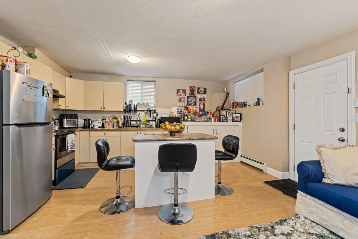 Laundry Room Photo of 14788 74 Avenue, Surrey, BC