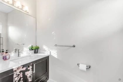 Walk-In Closet Photo of 41 13864 Hyland Road, Surrey, BC