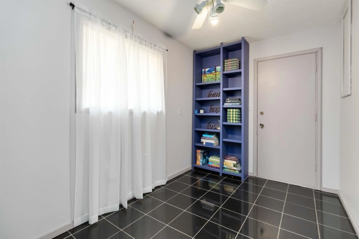 Hot Tub / Spa Photo of 9220 Coote Street, Chilliwack, BC