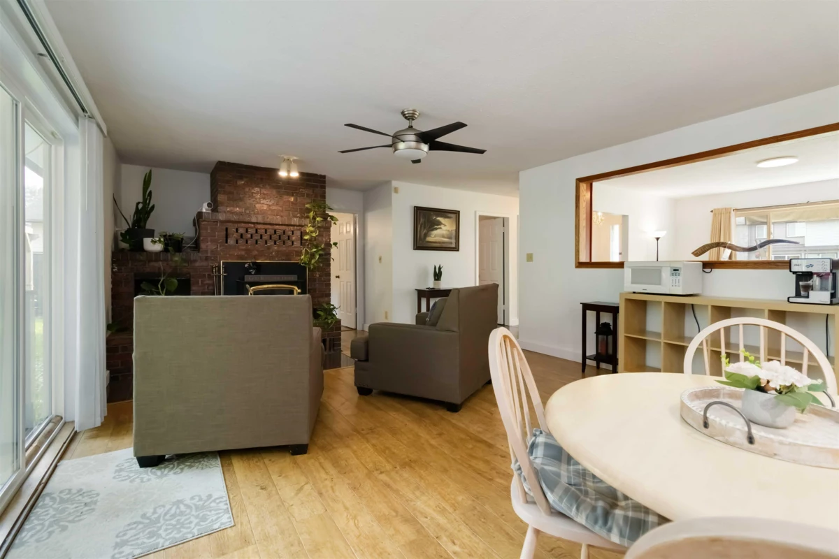Mudroom Photo of 9220 Coote Street, Chilliwack, BC