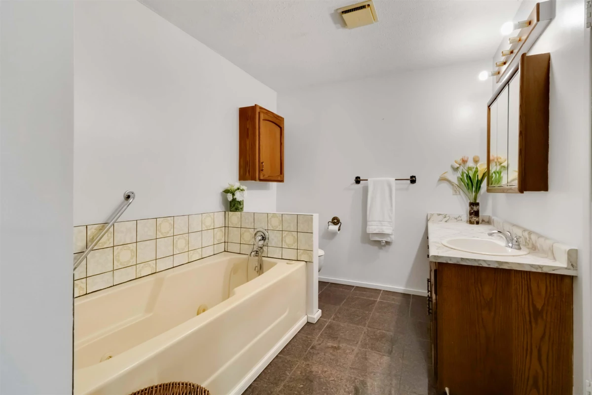 Powder Room Photo of 9220 Coote Street, Chilliwack, BC