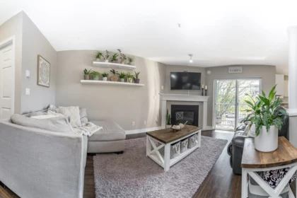 205 19953 55a Avenue, Langley, BC, Langley — Apartment/Condo for sale
