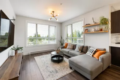 214 2960 151 Street, Surrey, BC, Surrey — Apartment/Condo for sale