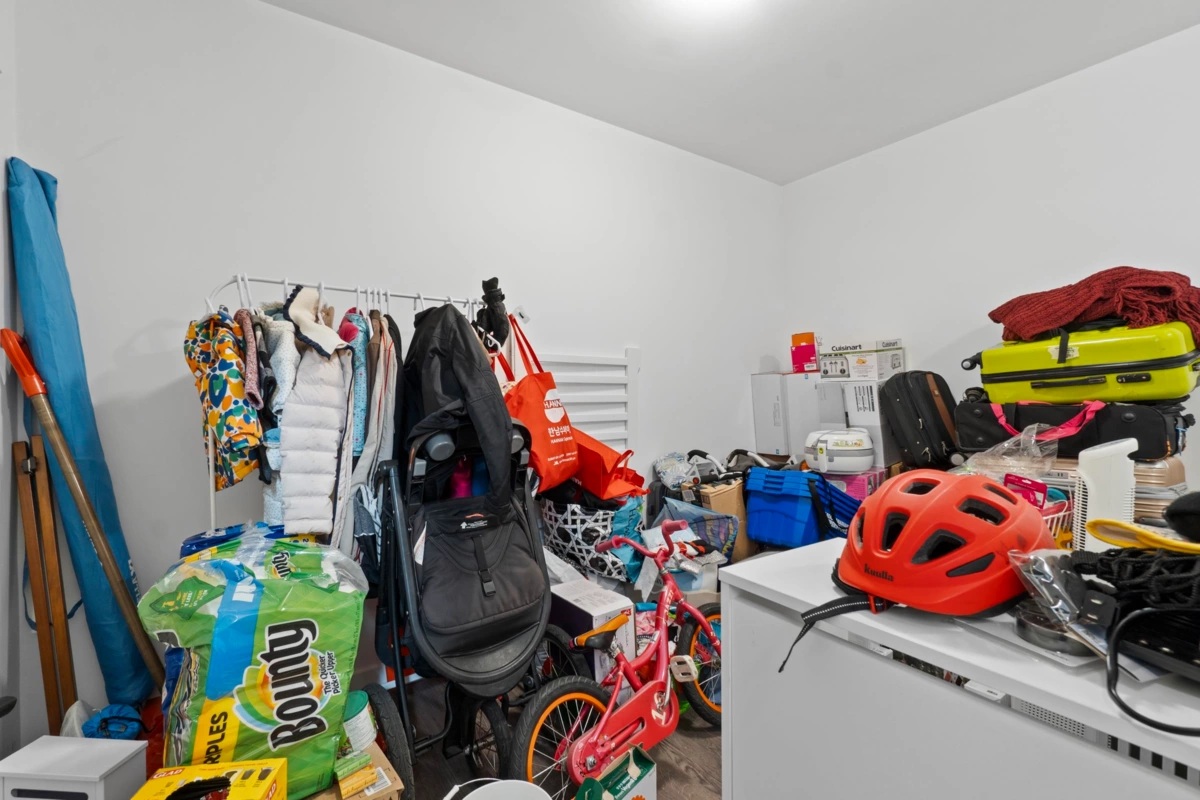 Laundry Room Photo of 190 W 63rd Avenue, Vancouver, BC