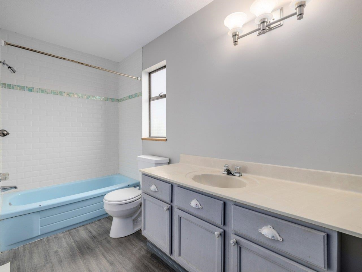 Outdoor Kitchen Photo of 18208 21a Avenue, Surrey, BC