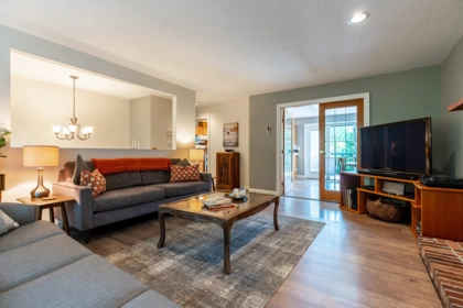 5905 182a Street, Surrey, BC, Surrey — Single Family Residence for sale