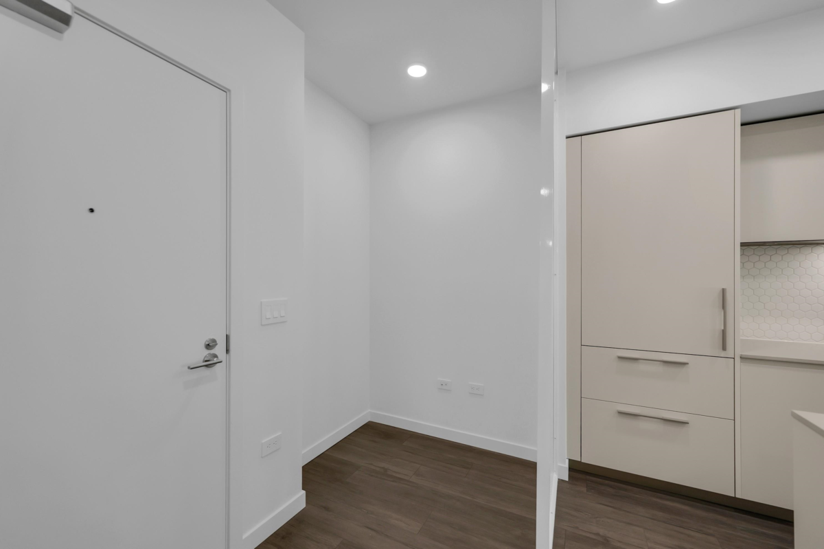 Guest Bathroom Photo of 412 1506 Scott Crescent, Squamish, BC