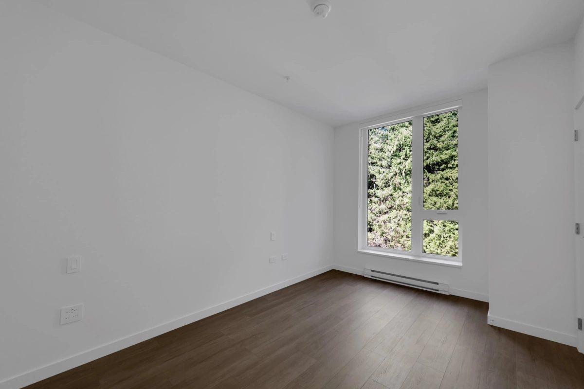 Living Room Photo of 412 1506 Scott Crescent, Squamish, BC