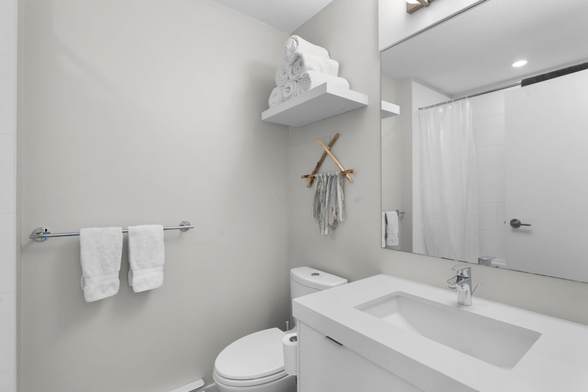 Hallway Photo of 39 2310 Ranger Lane, Port Coquitlam, BC