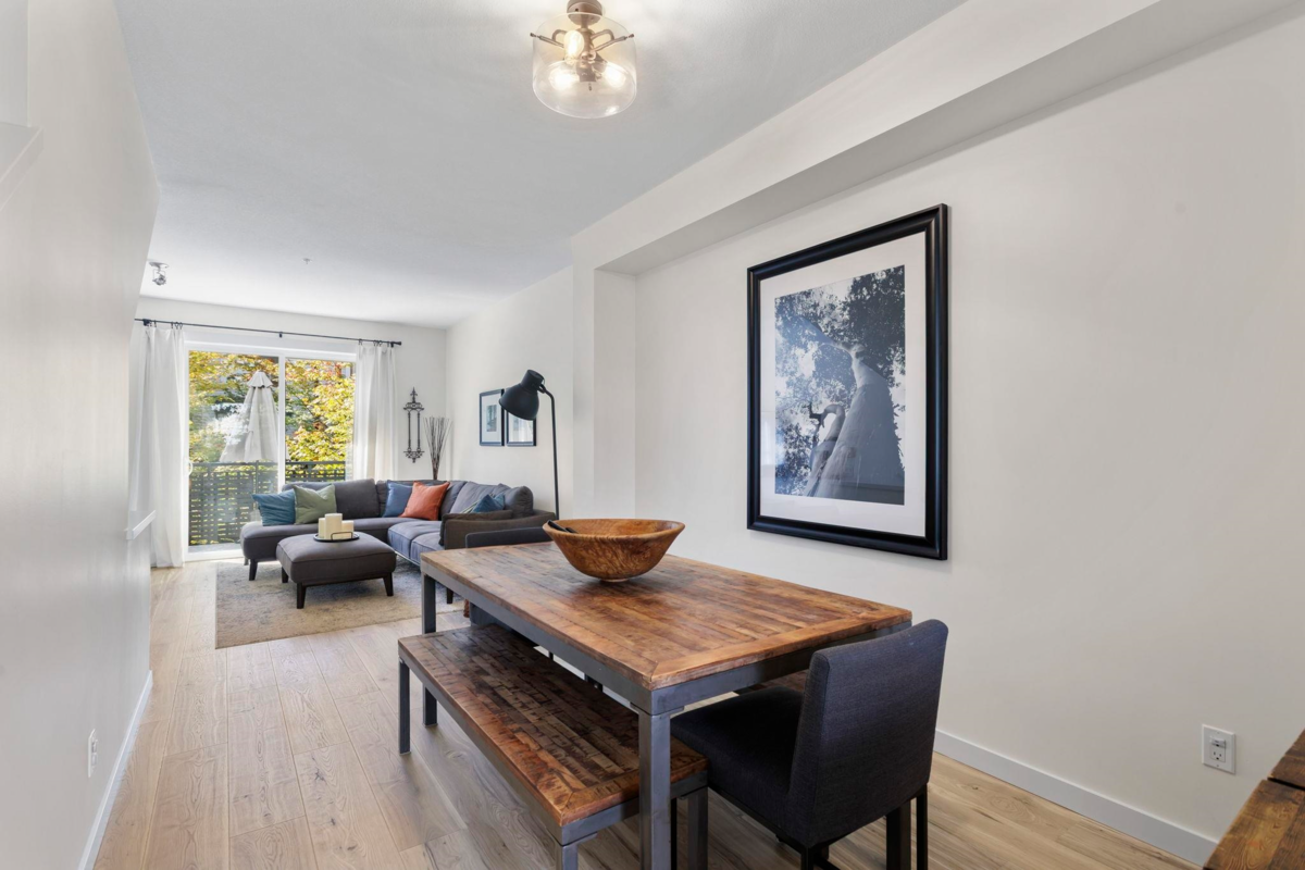 Kitchen Photo of 39 2310 Ranger Lane, Port Coquitlam, BC