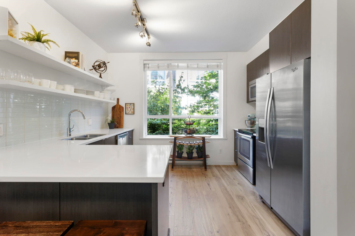 Primary Bathroom Photo of 39 2310 Ranger Lane, Port Coquitlam, BC