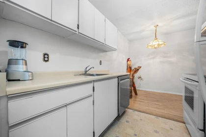 Kitchen Island Photo of 109 8231 Granville Avenue, Richmond, BC