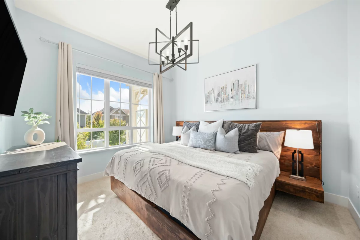 Bedroom 3 Photo of 227 5535 Admiral Way, Delta, BC