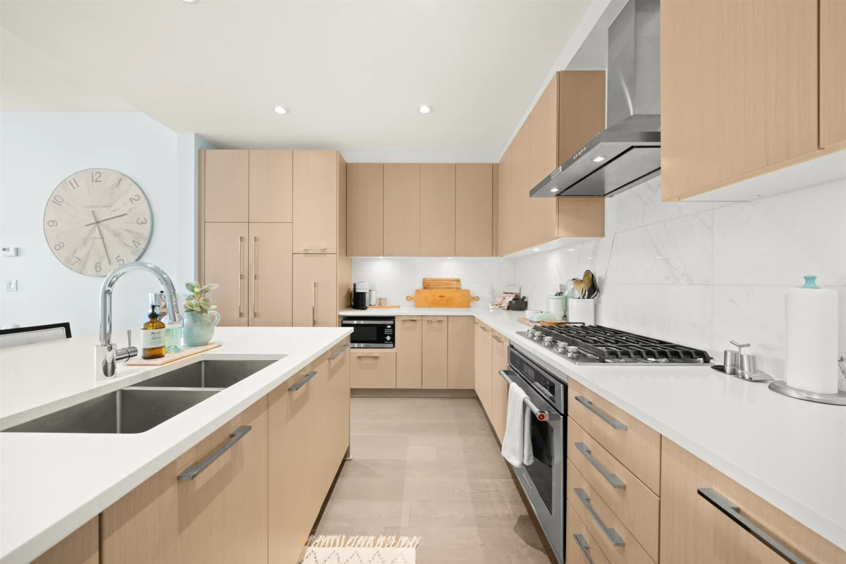 Exterior Front Photo of 227 5535 Admiral Way, Delta, BC