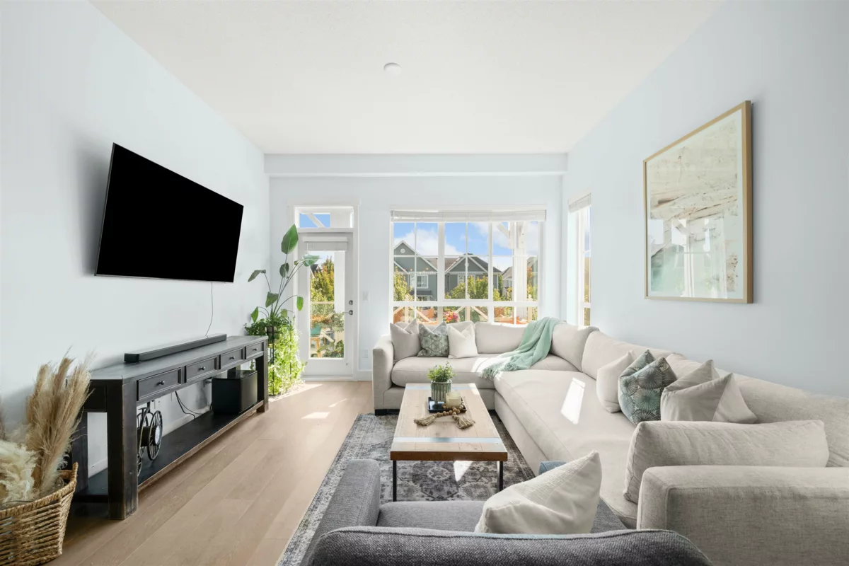 Kitchen Island Photo of 227 5535 Admiral Way, Delta, BC