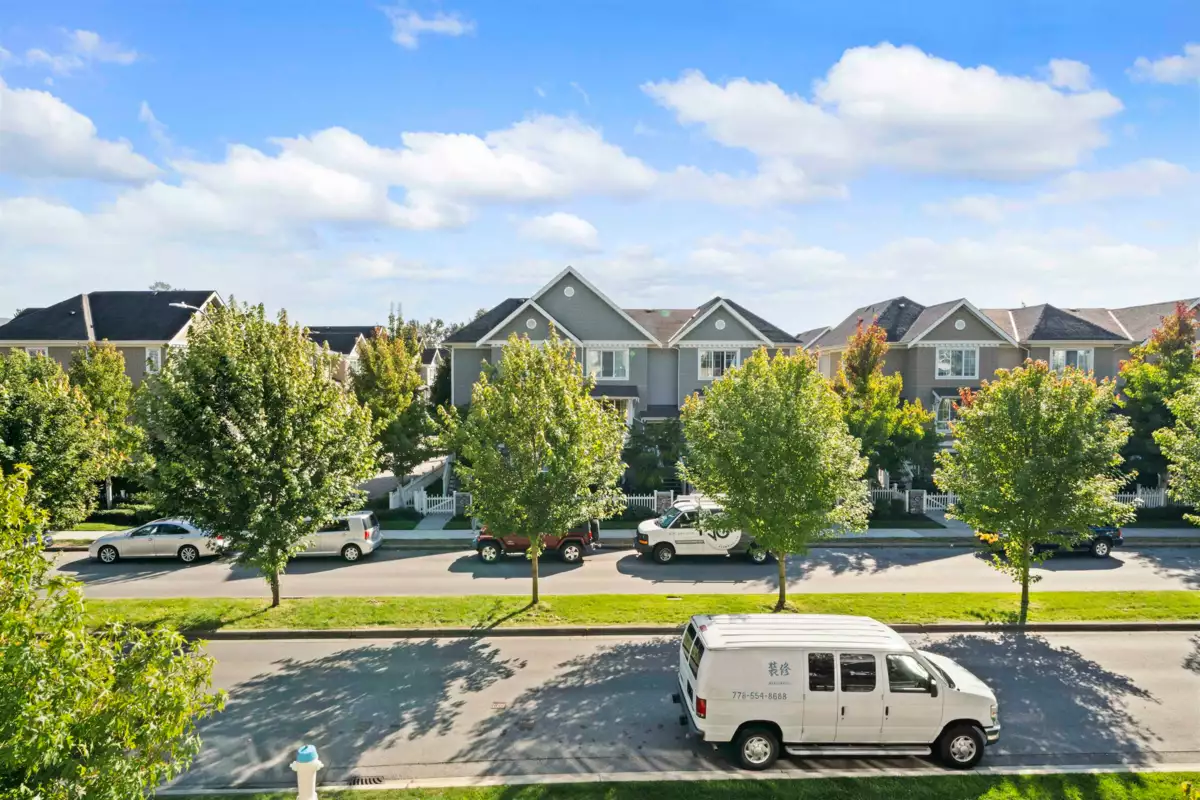 Mudroom Photo of 227 5535 Admiral Way, Delta, BC