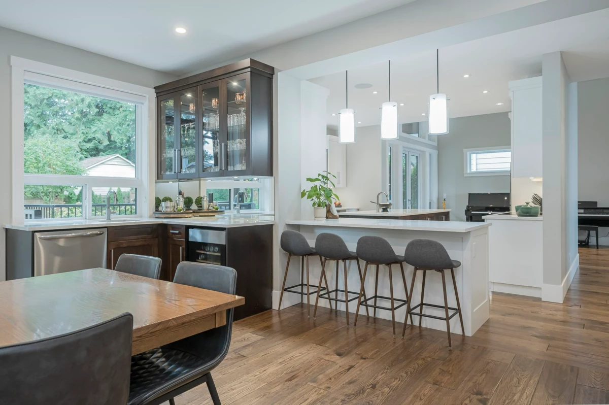 Guest Bathroom Photo of 20710 46a Avenue, Langley, BC