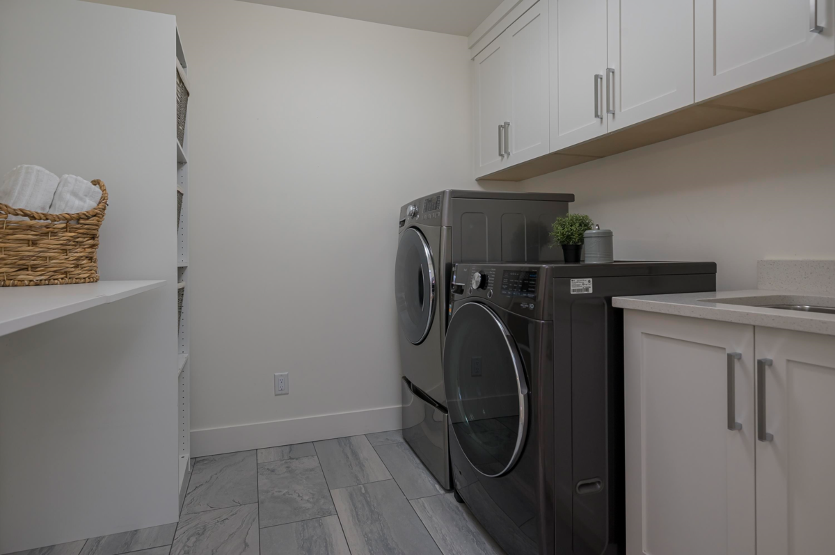 Hot Tub / Spa Photo of 20710 46a Avenue, Langley, BC