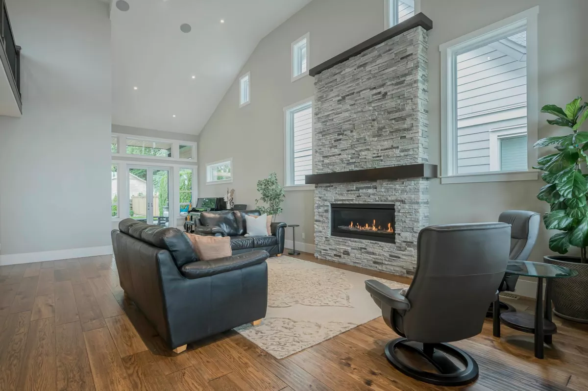Primary Bathroom Photo of 20710 46a Avenue, Langley, BC