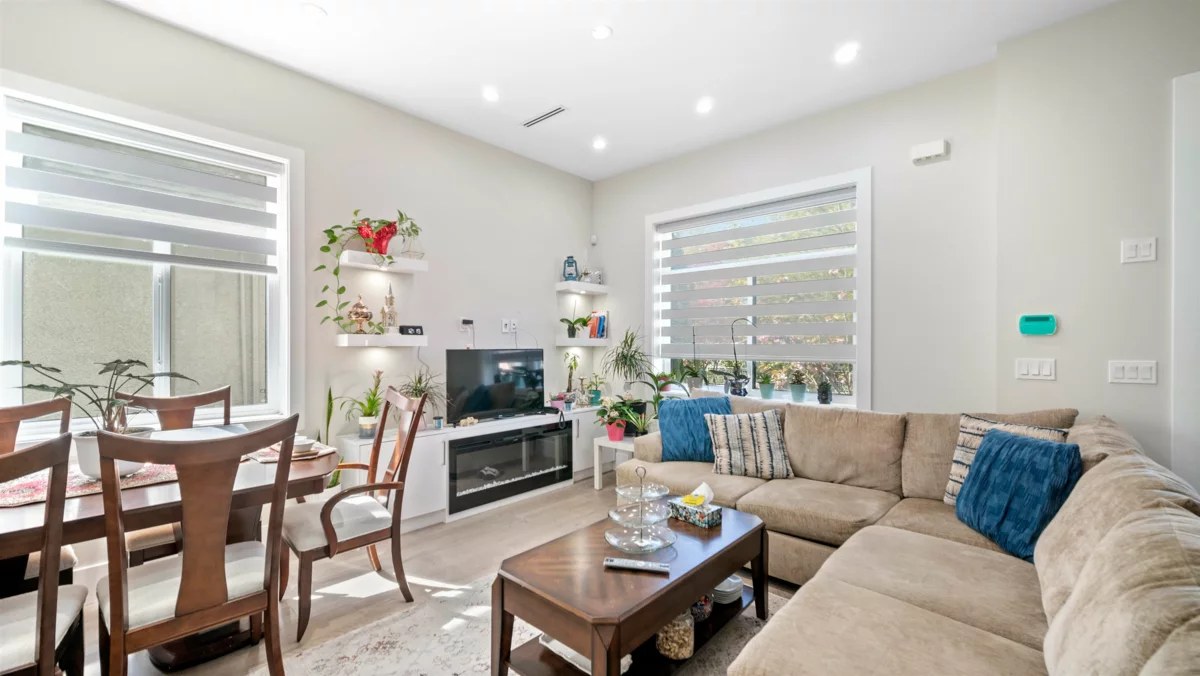 Kitchen Island Photo of 6414 Chester Street, Vancouver, BC