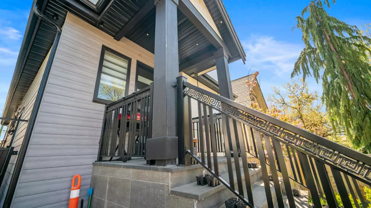Living Room Photo of 6414 Chester Street, Vancouver, BC