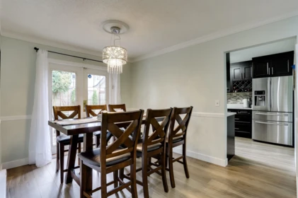 Kitchen Photo of 12480 78 Avenue, Surrey, BC