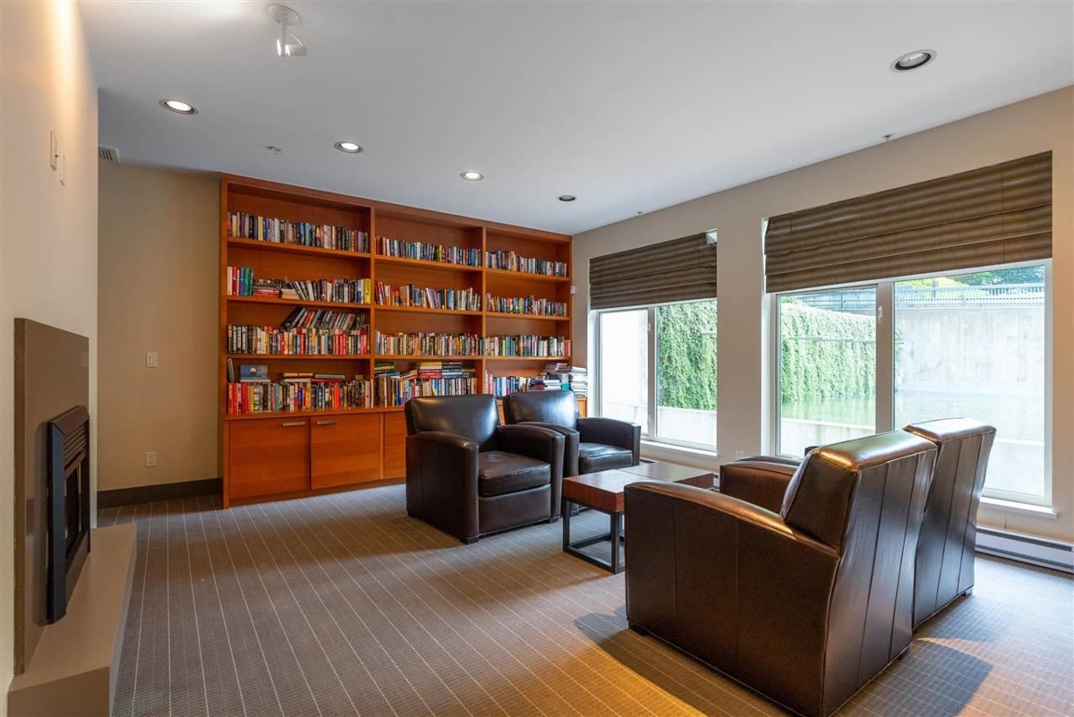 Basement Recreation Room Photo of 319 15988 26 Avenue, Surrey, BC