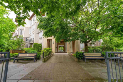 319 15988 26 Avenue, Surrey, BC, Grandview Surrey — 2 bed apartment/condo for sale