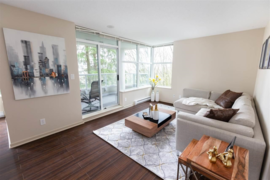 305 9232 University Crescent, Burnaby, BC