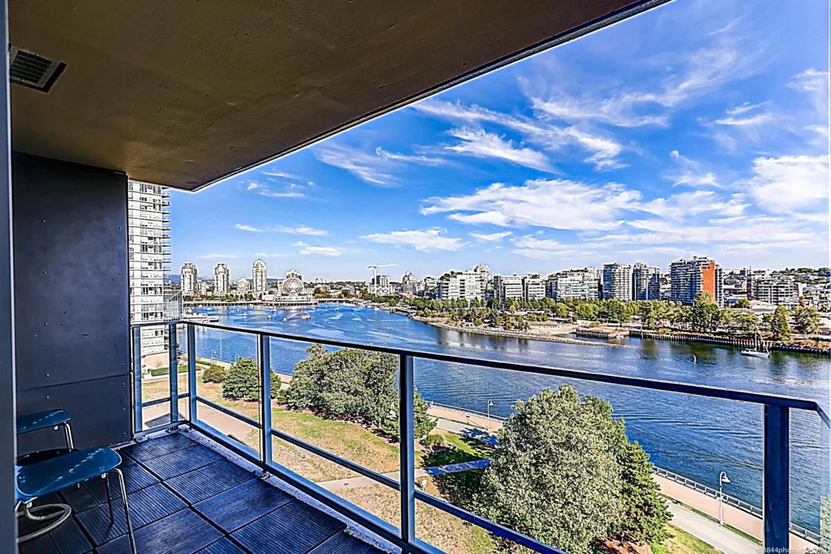 Breakfast Nook Photo of 1101 980 Cooperage Way, Vancouver, BC