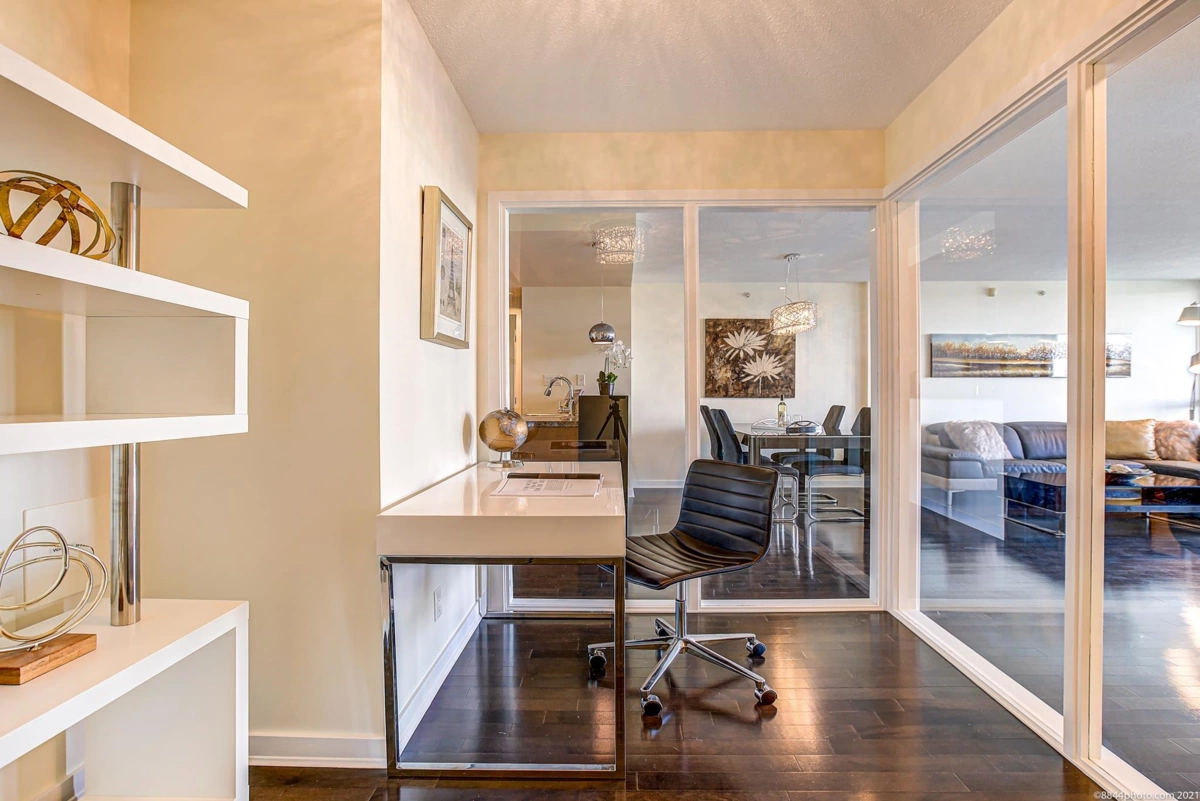 Family Room Photo of 1101 980 Cooperage Way, Vancouver, BC