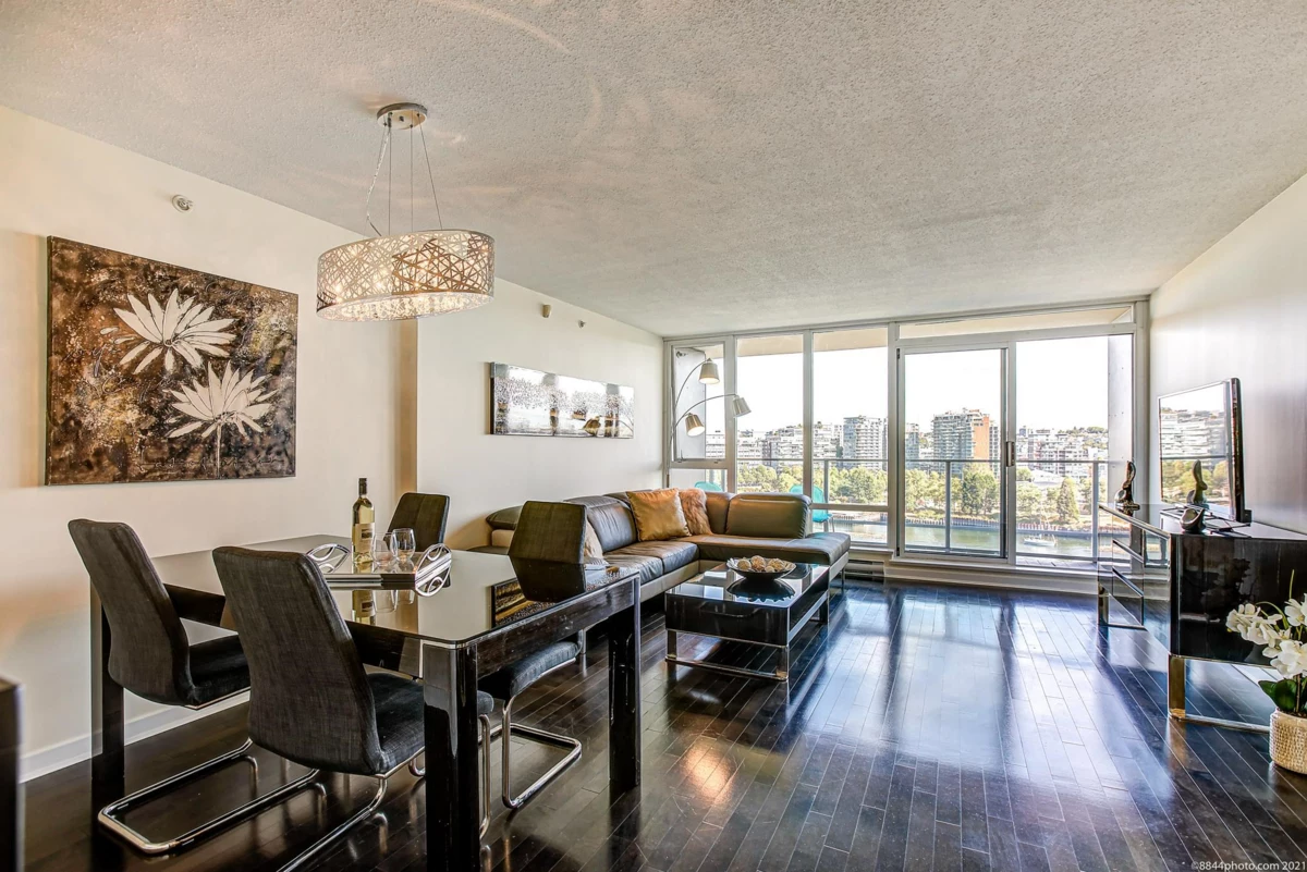 Living Room Photo of 1101 980 Cooperage Way, Vancouver, BC