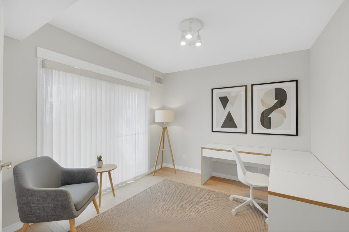 Hallway Photo of 10 6388 Alder Street, Richmond, BC