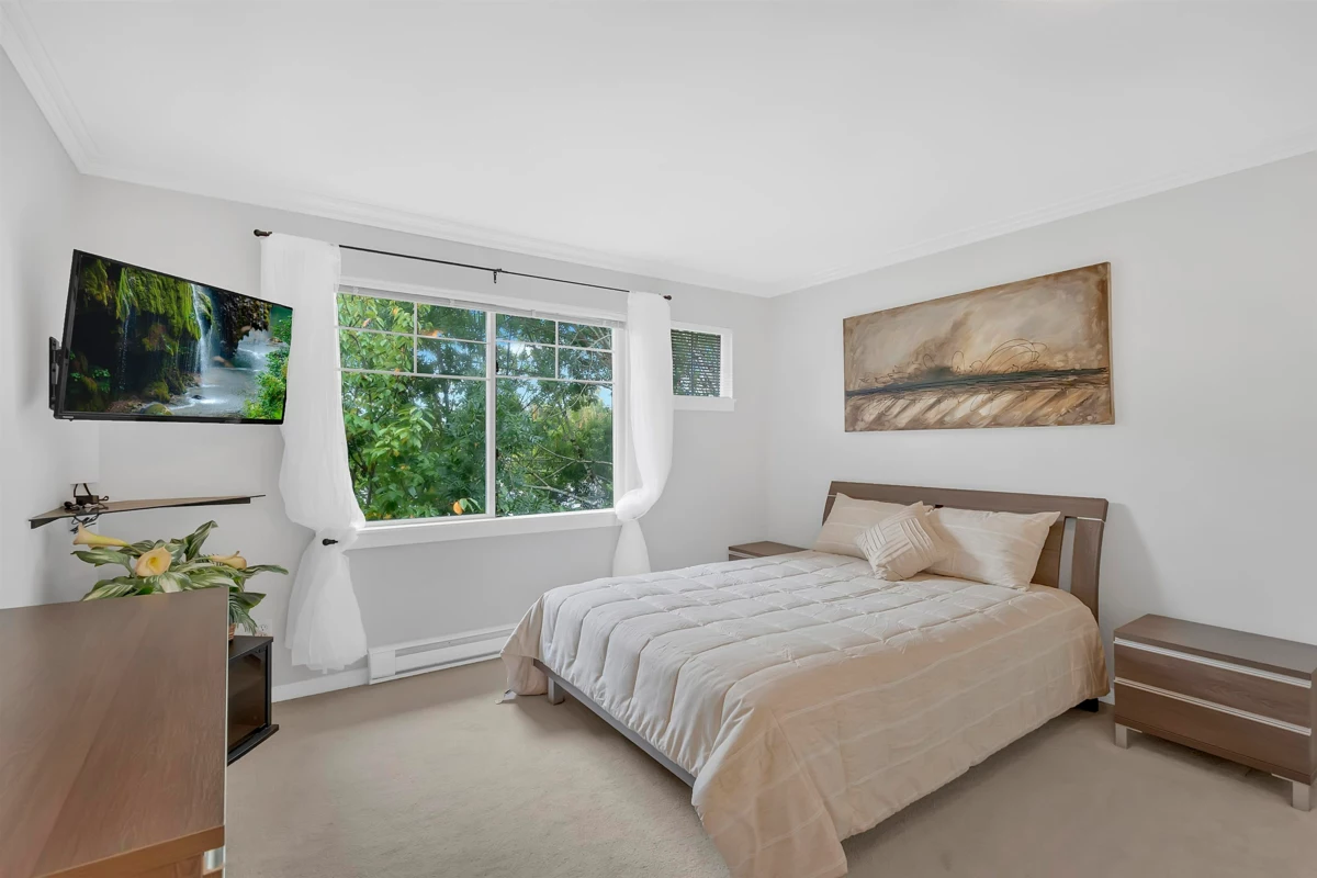 Office / Den Photo of 10 6388 Alder Street, Richmond, BC