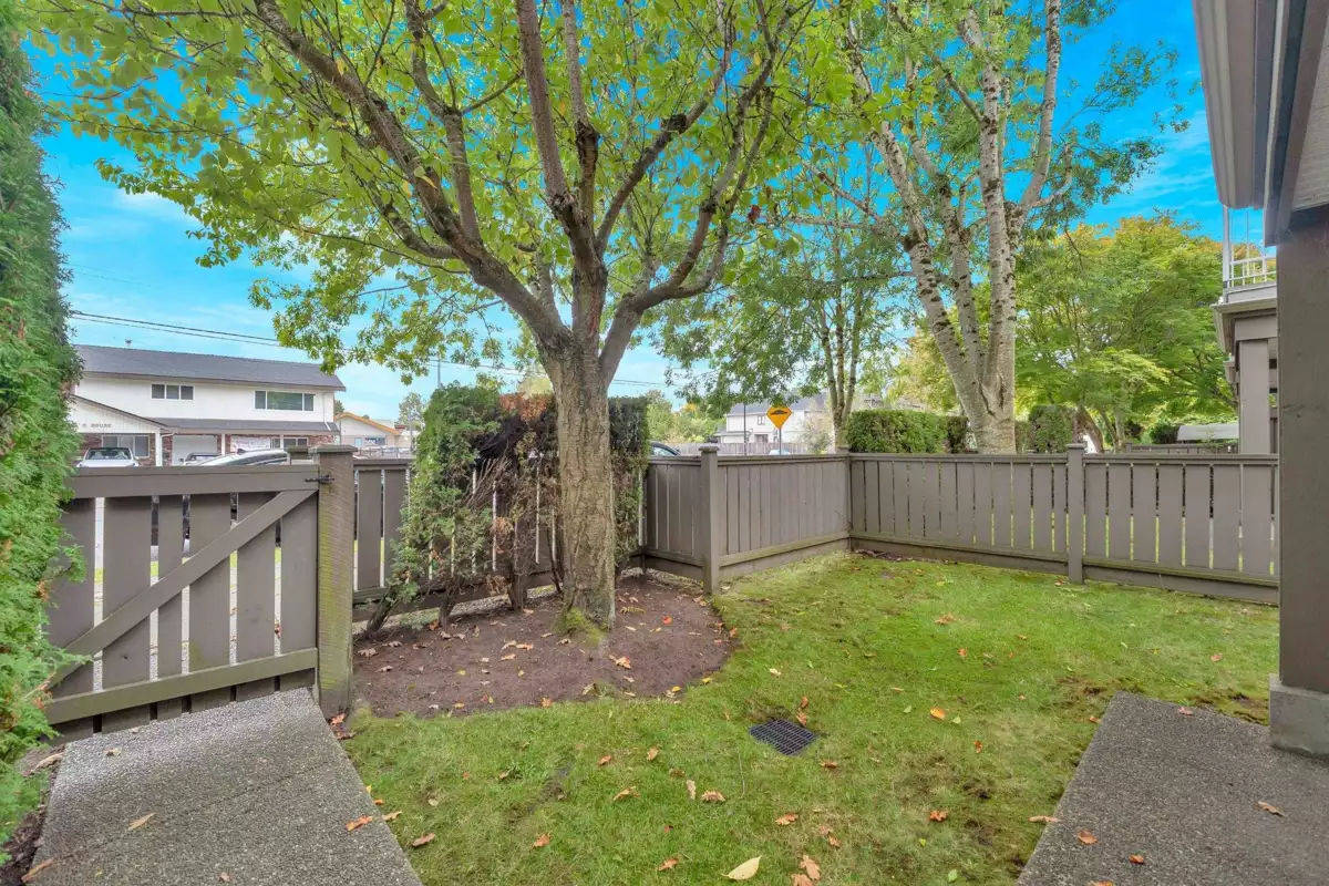 Staircase Photo of 10 6388 Alder Street, Richmond, BC