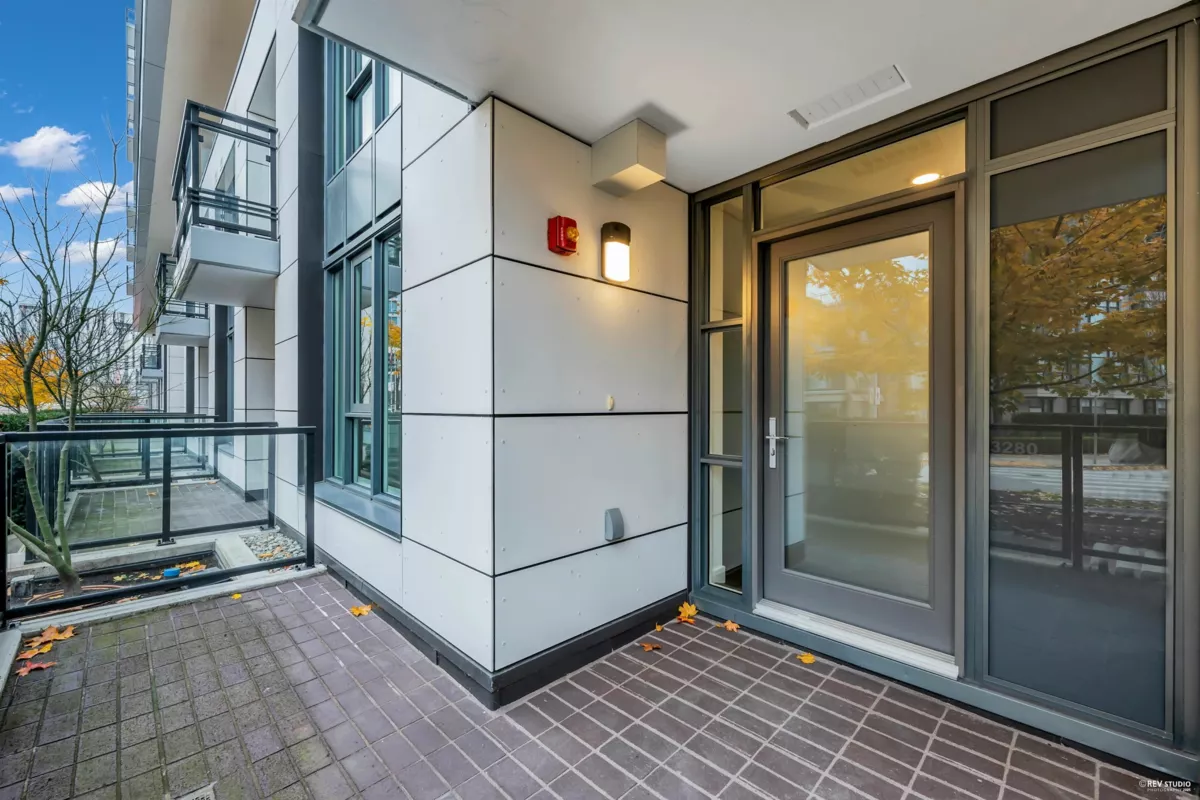 Exterior Rear Photo of TH3 3280 Corvette Way, Richmond, BC